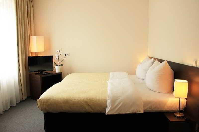 Hotel Luetzow Berlin Eksteriør billede
