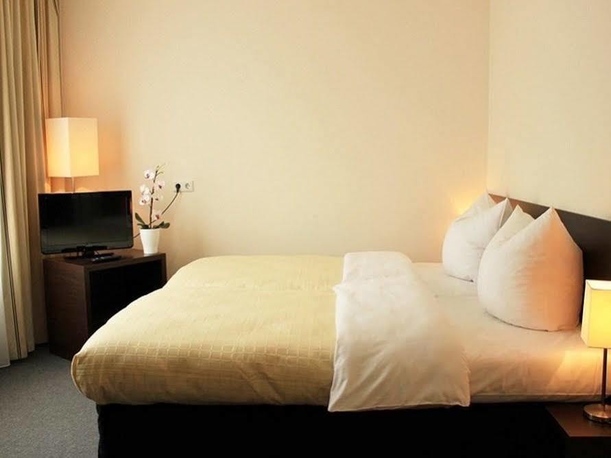 Hotel Luetzow Berlin Eksteriør billede